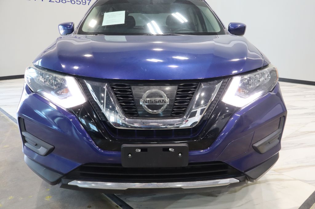 Photo 9 of this NISSAN ROGUE