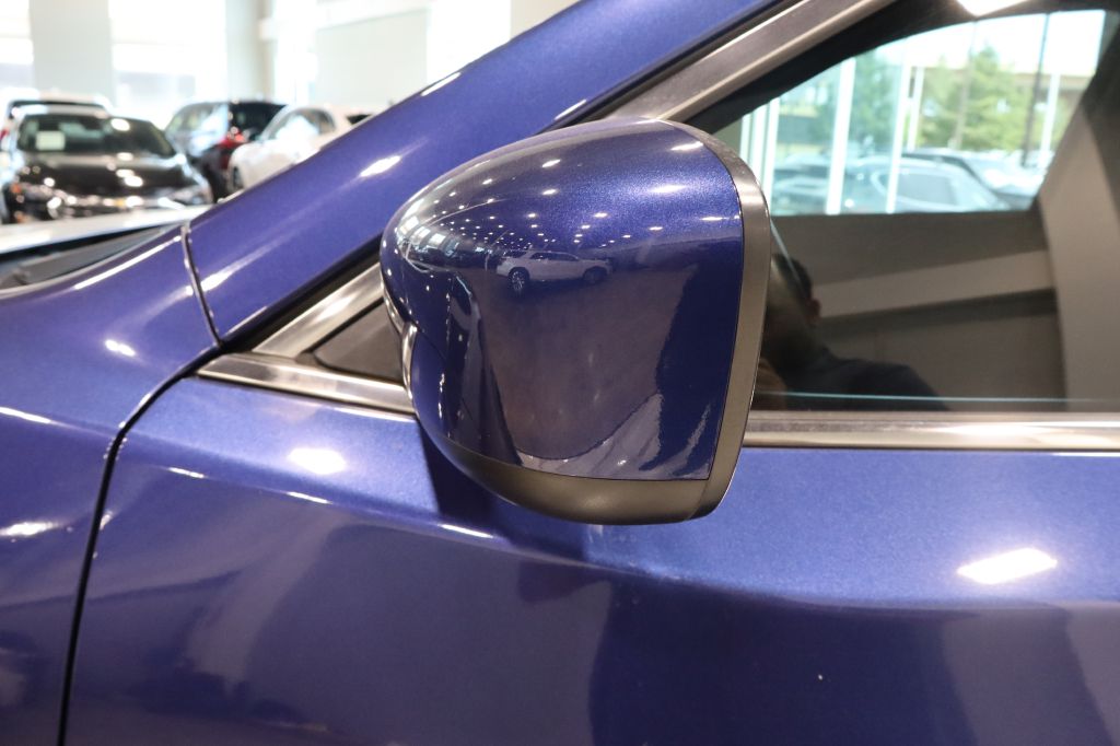 Photo 14 of this NISSAN ROGUE