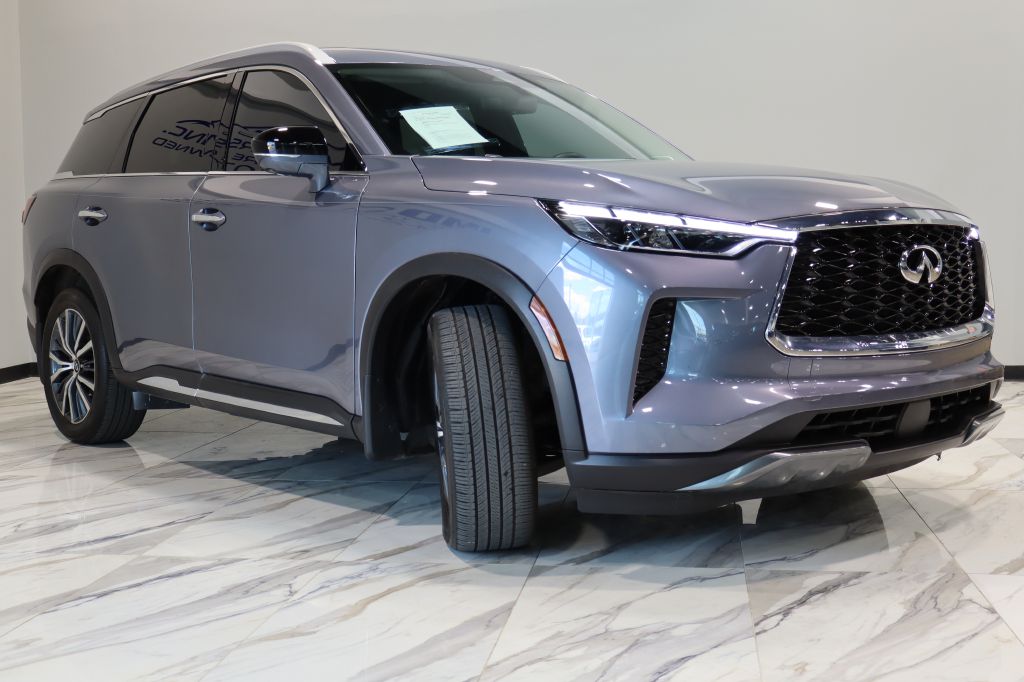 Photo 4 of this INFINITI QX60