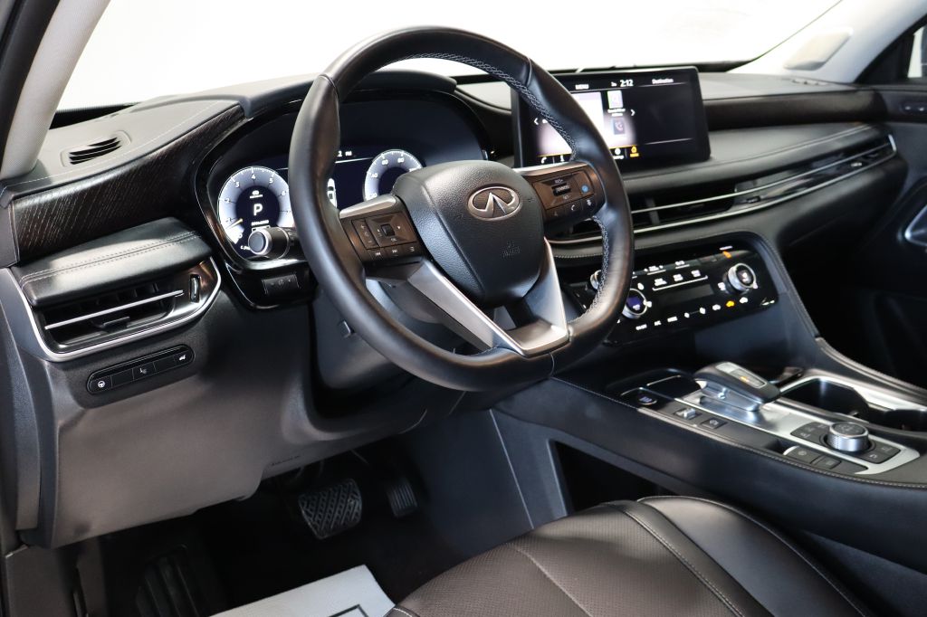 Photo 12 of this INFINITI QX60