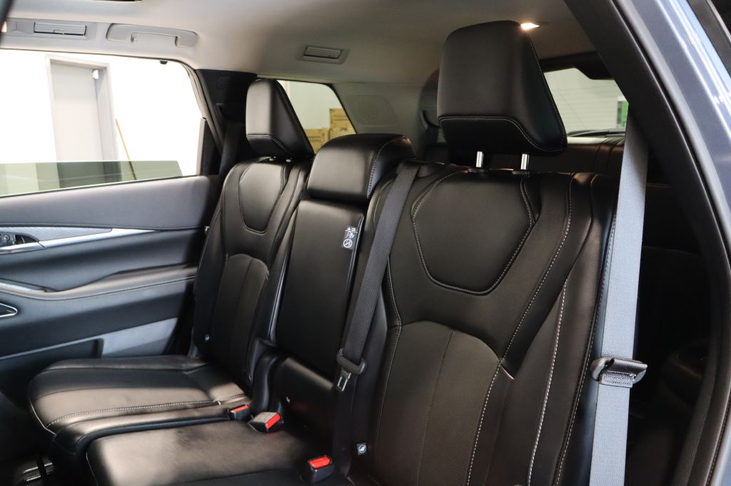 Photo 26 of this INFINITI QX60
