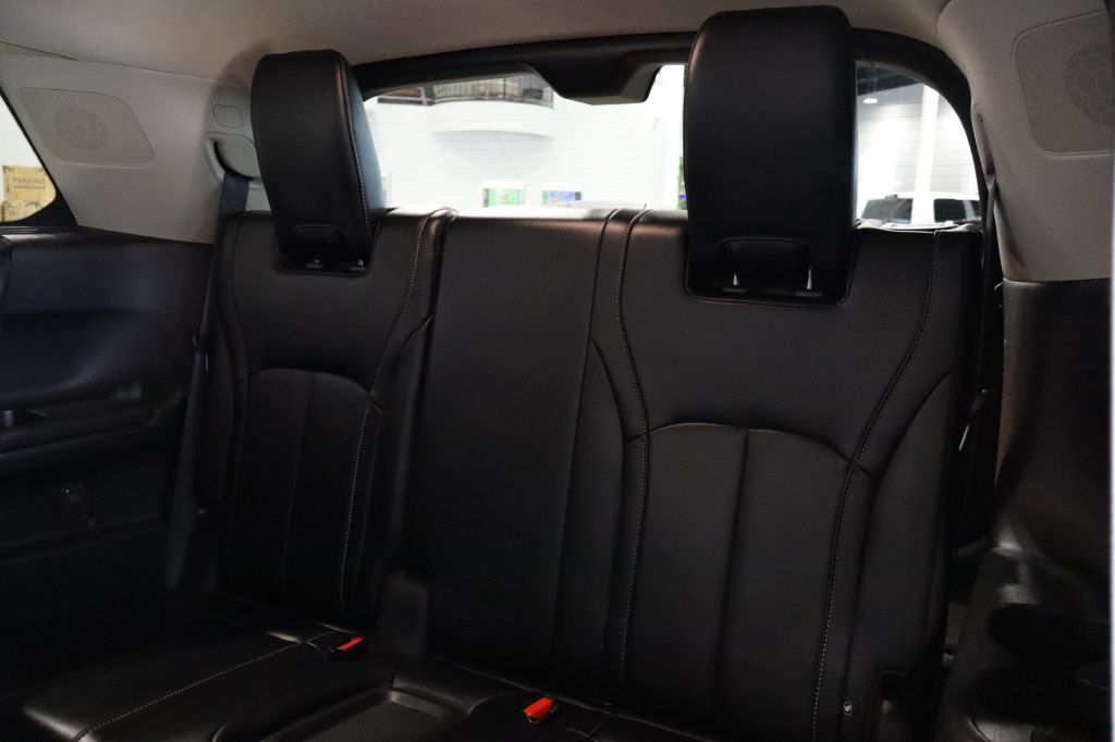 Photo 28 of this INFINITI QX60