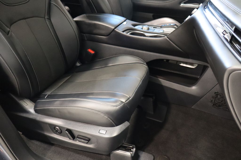 Photo 34 of this INFINITI QX60
