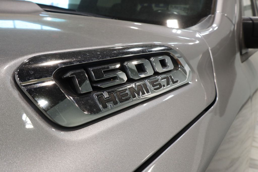 Photo 17 of this RAM 1500