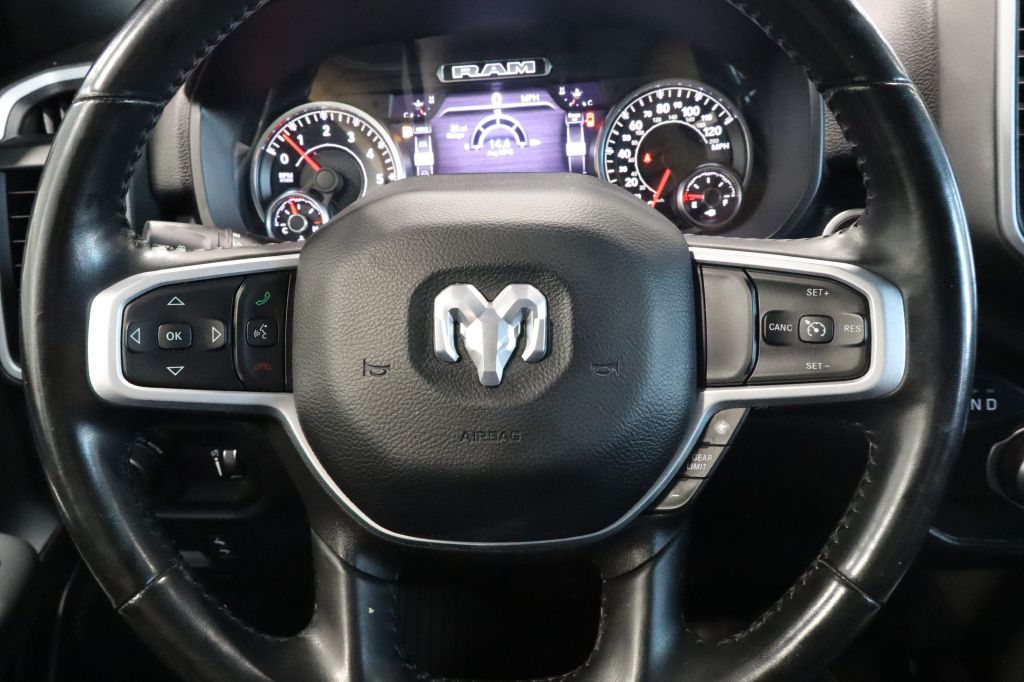 Photo 31 of this RAM 1500