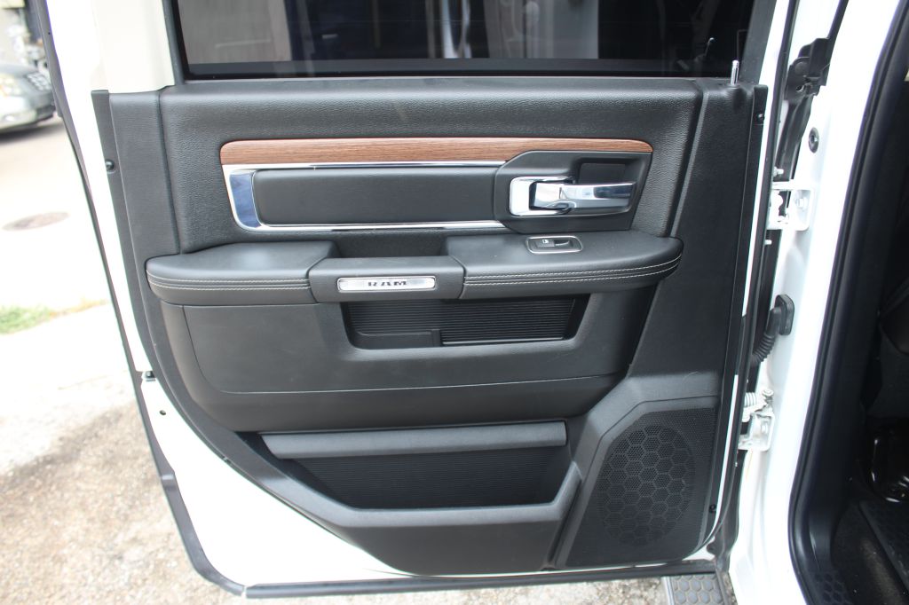 Photo 21 of this RAM 1500