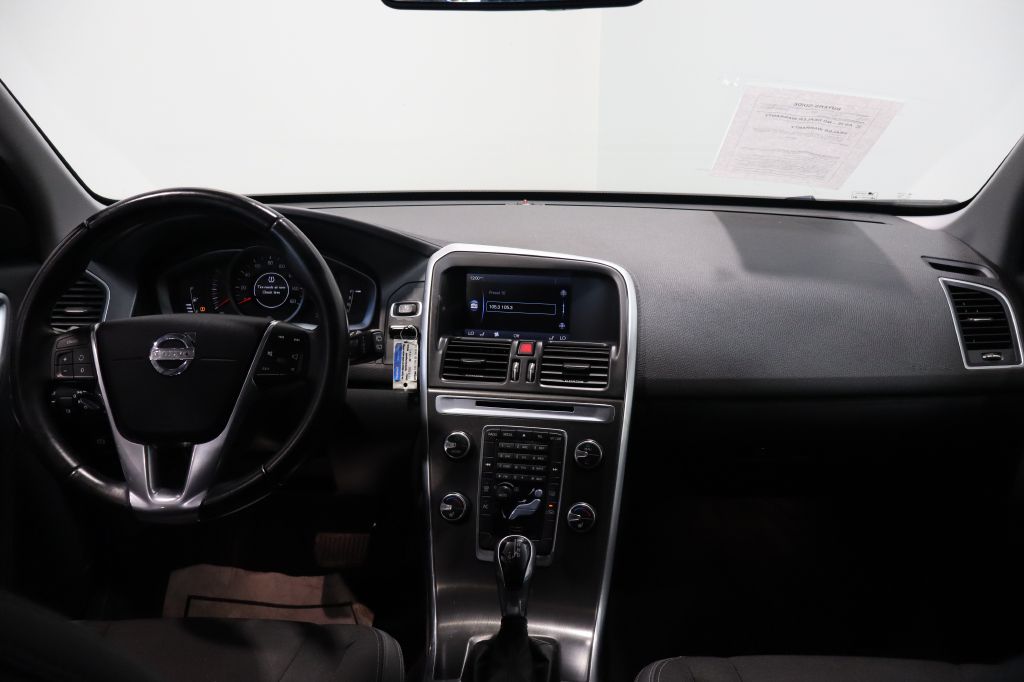Photo 12 of this VOLVO XC60