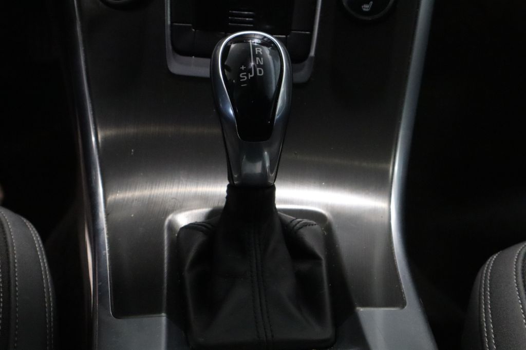 Photo 14 of this VOLVO XC60