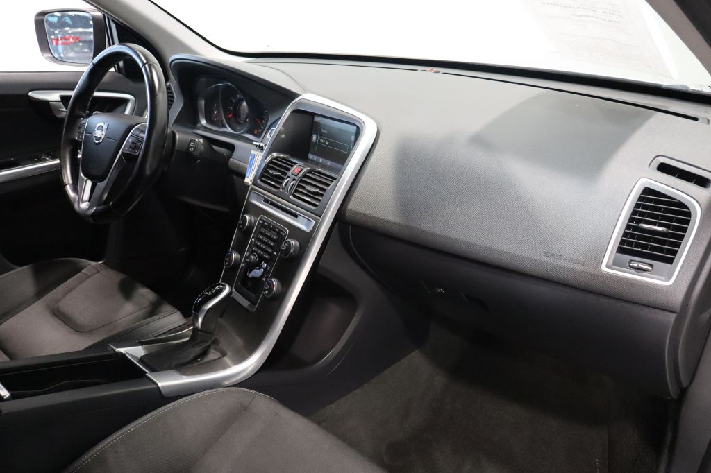 Photo 25 of this VOLVO XC60
