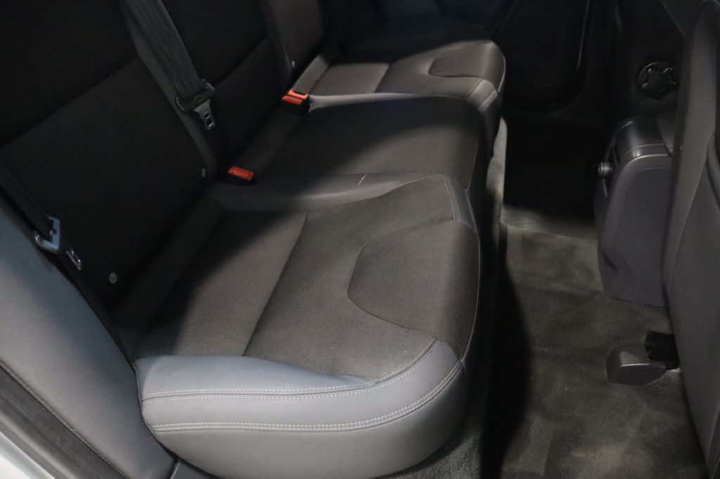 Photo 28 of this VOLVO XC60