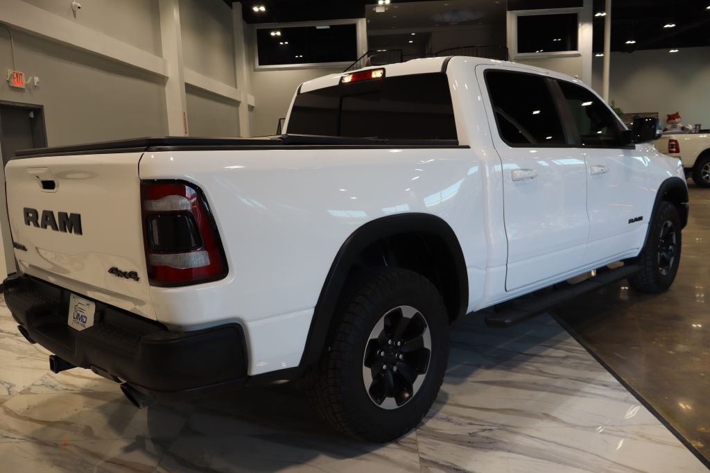 Photo 6 of this RAM 1500