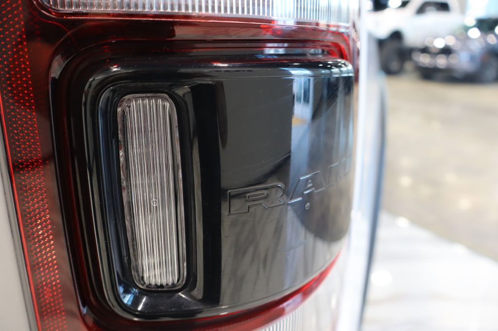 Photo 19 of this RAM 1500