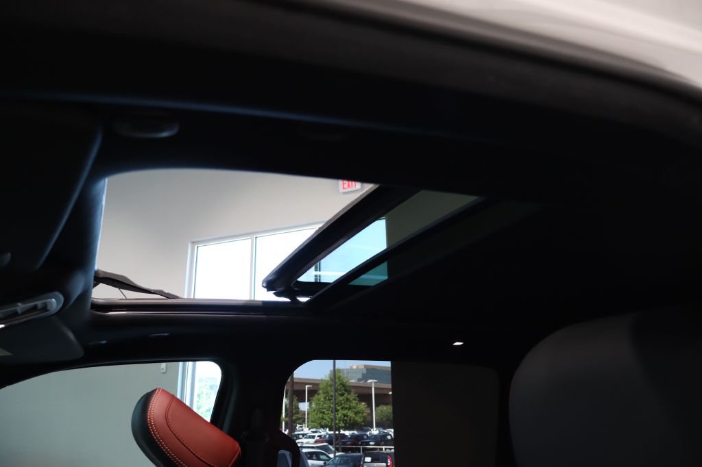 Photo 66 of this RAM 1500