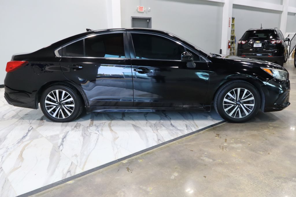 Photo 4 of this SUBARU LEGACY