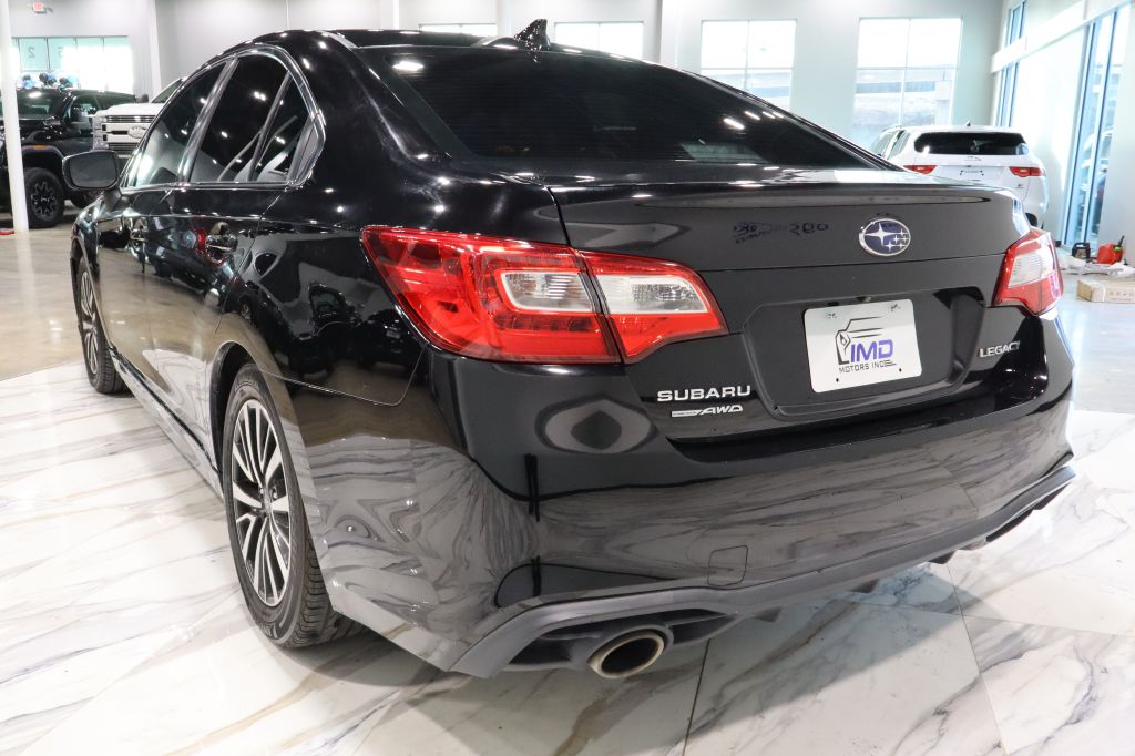 Photo 7 of this SUBARU LEGACY