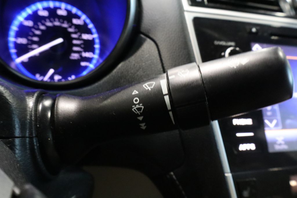 Photo 24 of this SUBARU LEGACY