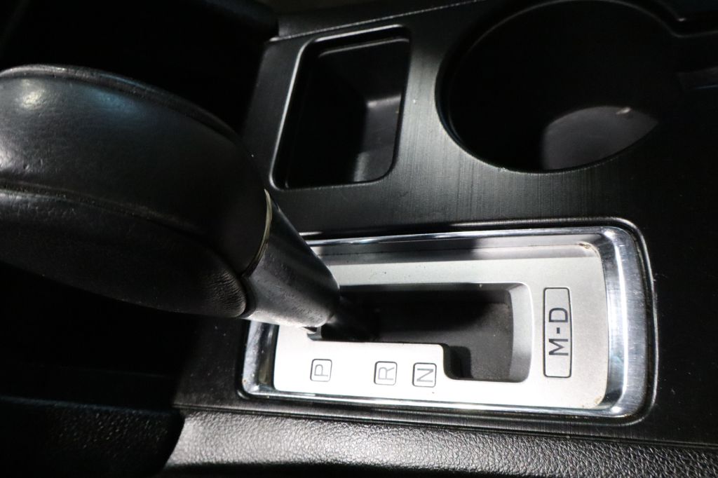 Photo 32 of this SUBARU LEGACY
