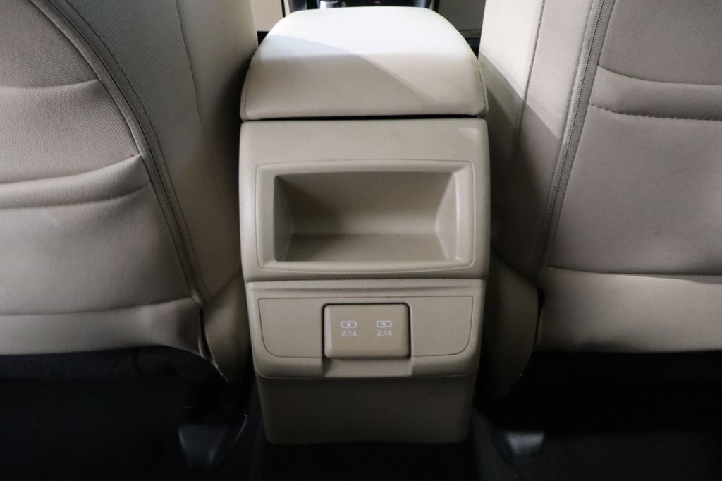 Photo 41 of this SUBARU LEGACY