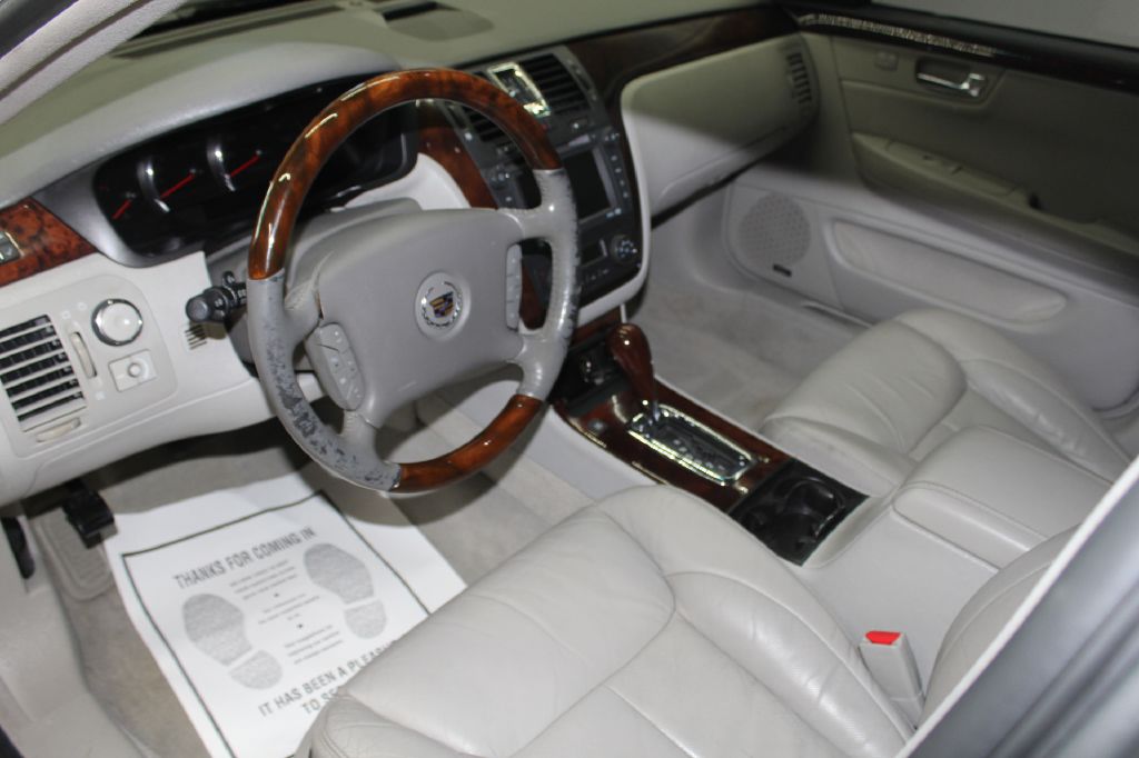 Photo 9 of this CADILLAC DTS