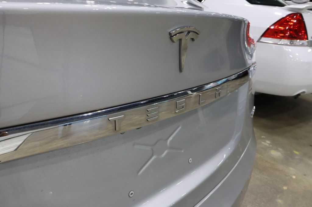 TESLA MODEL S 2018 TESLA MODEL S 5YJSA1E24JF253461