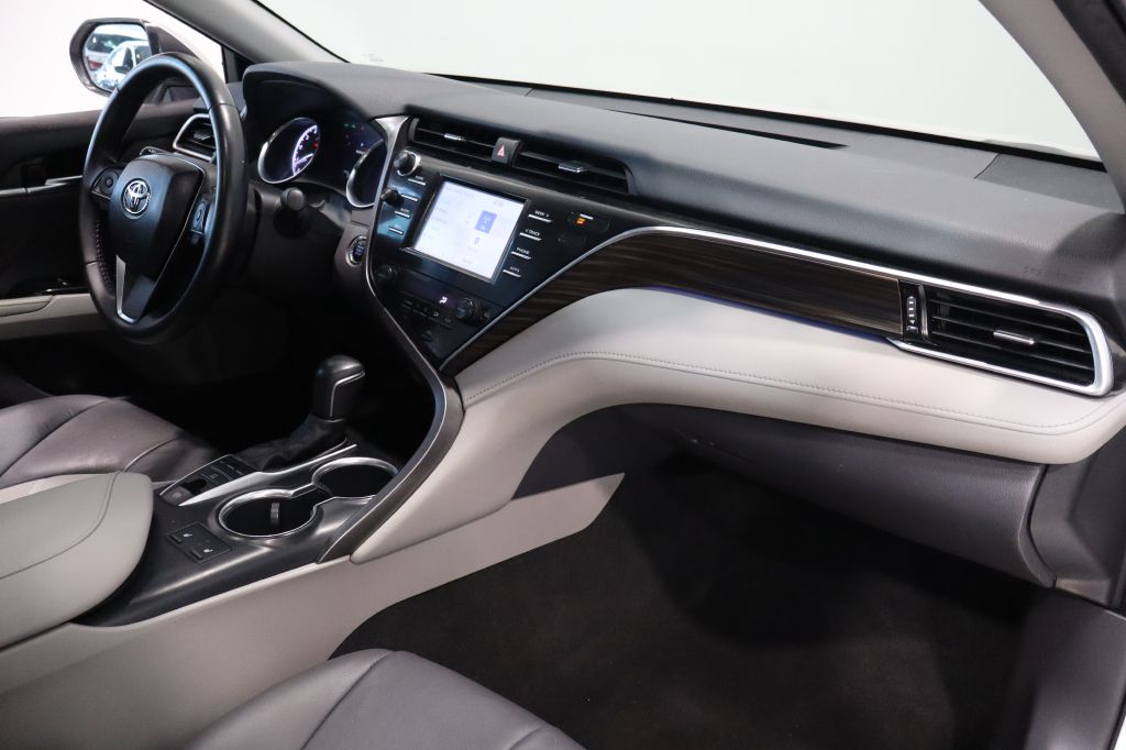 Photo 25 of this TOYOTA CAMRY