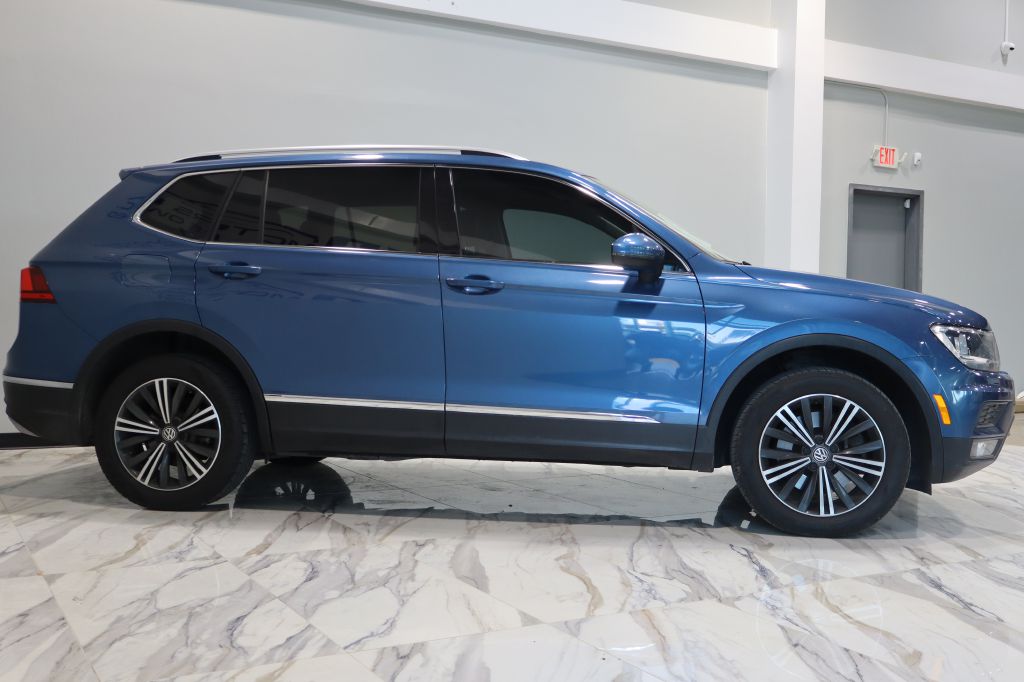 Photo 5 of this VOLKSWAGEN TIGUAN