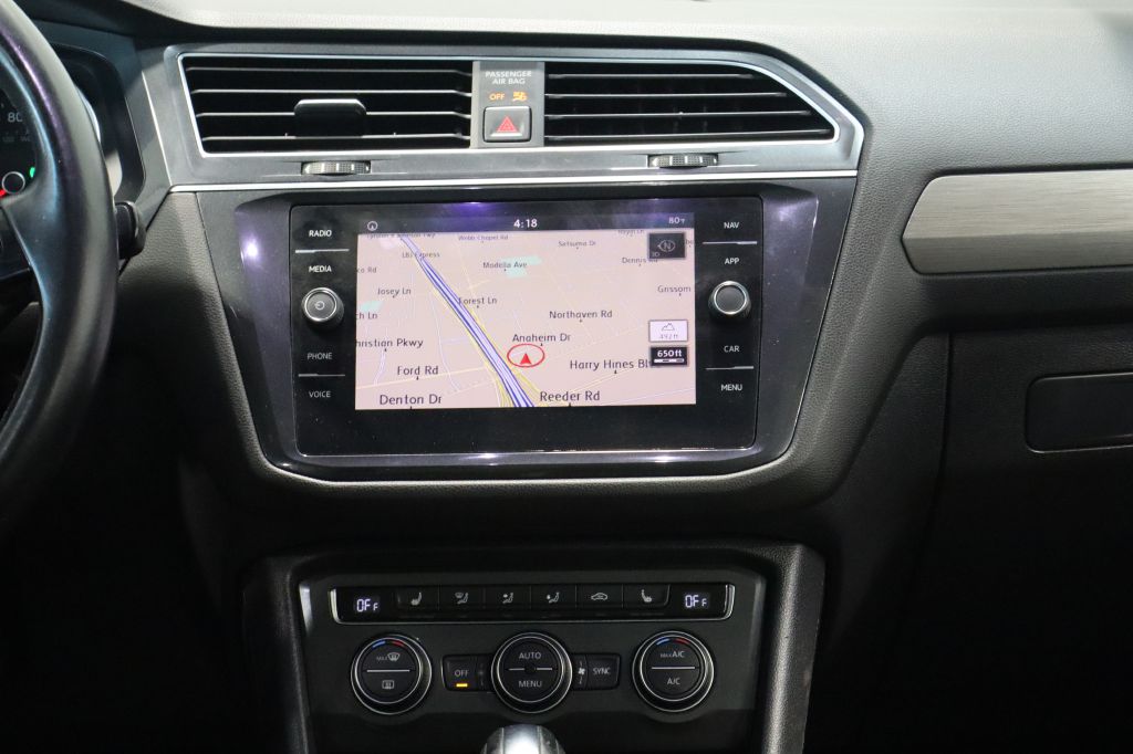 Photo 14 of this VOLKSWAGEN TIGUAN