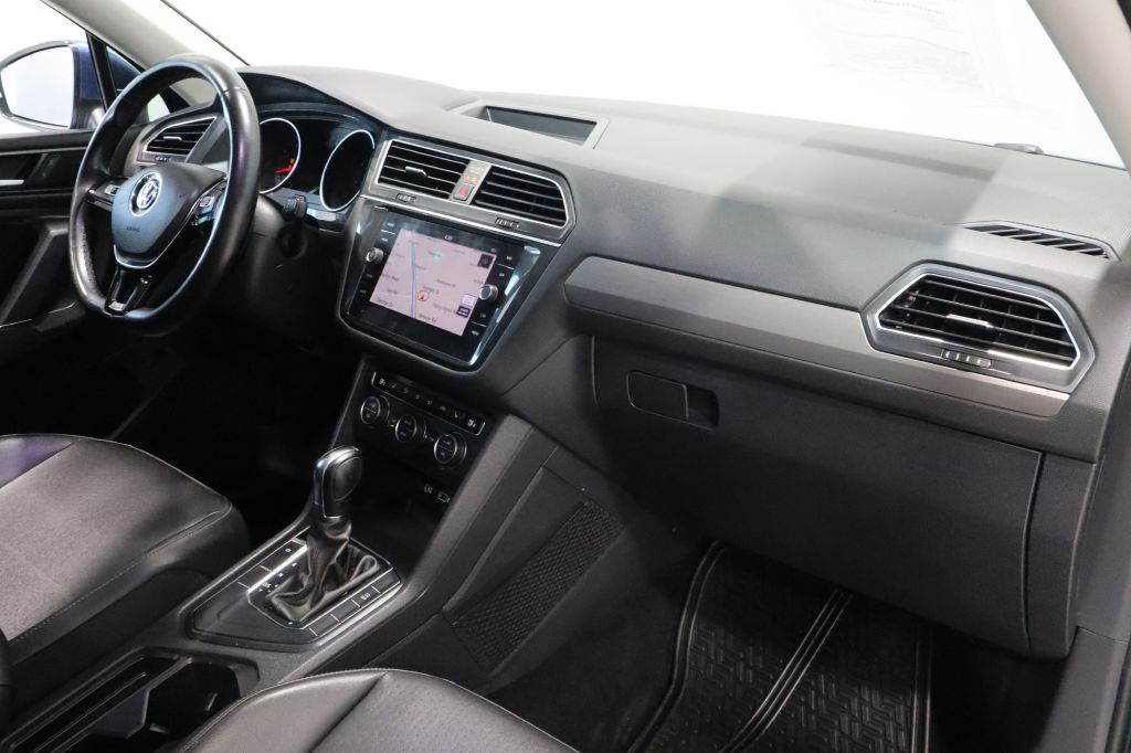Photo 27 of this VOLKSWAGEN TIGUAN