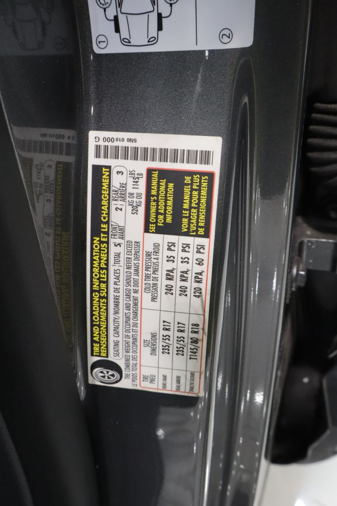 Photo 44 of this VOLKSWAGEN TIGUAN