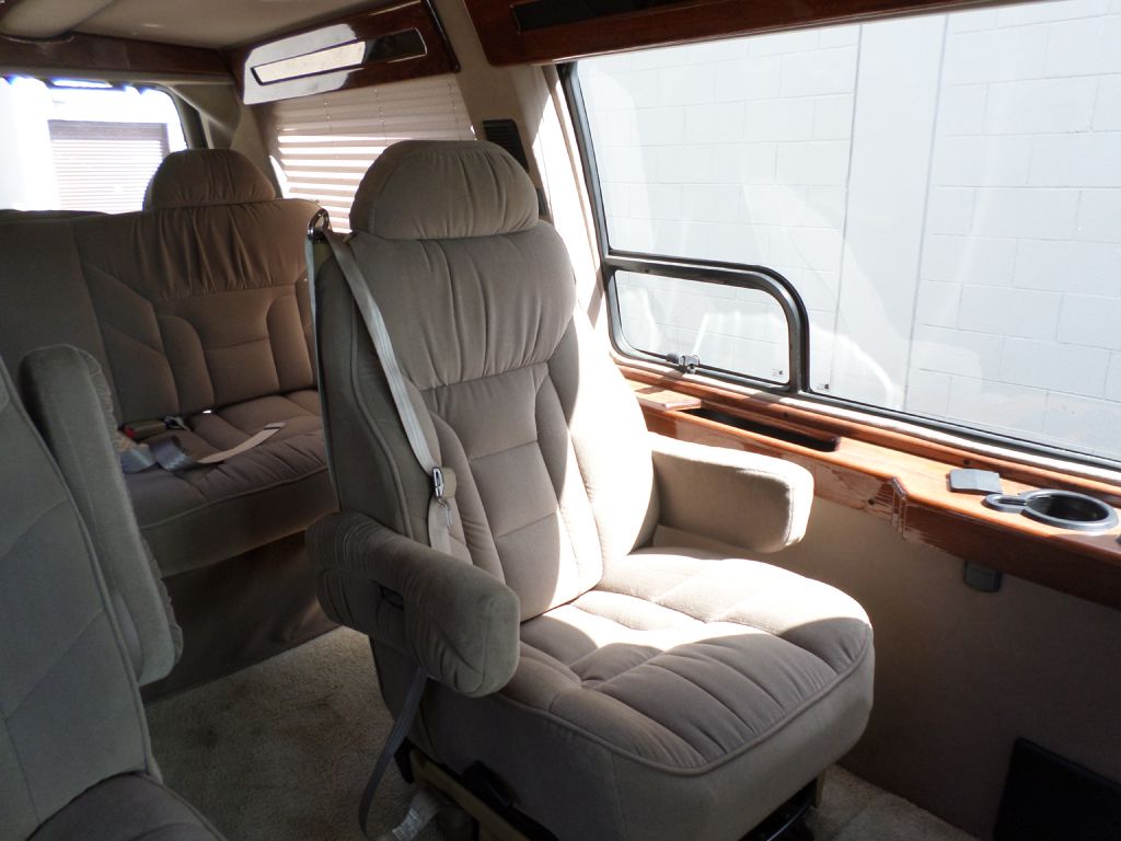 Photo 22 of this CHEVROLET EXPRESS G1500