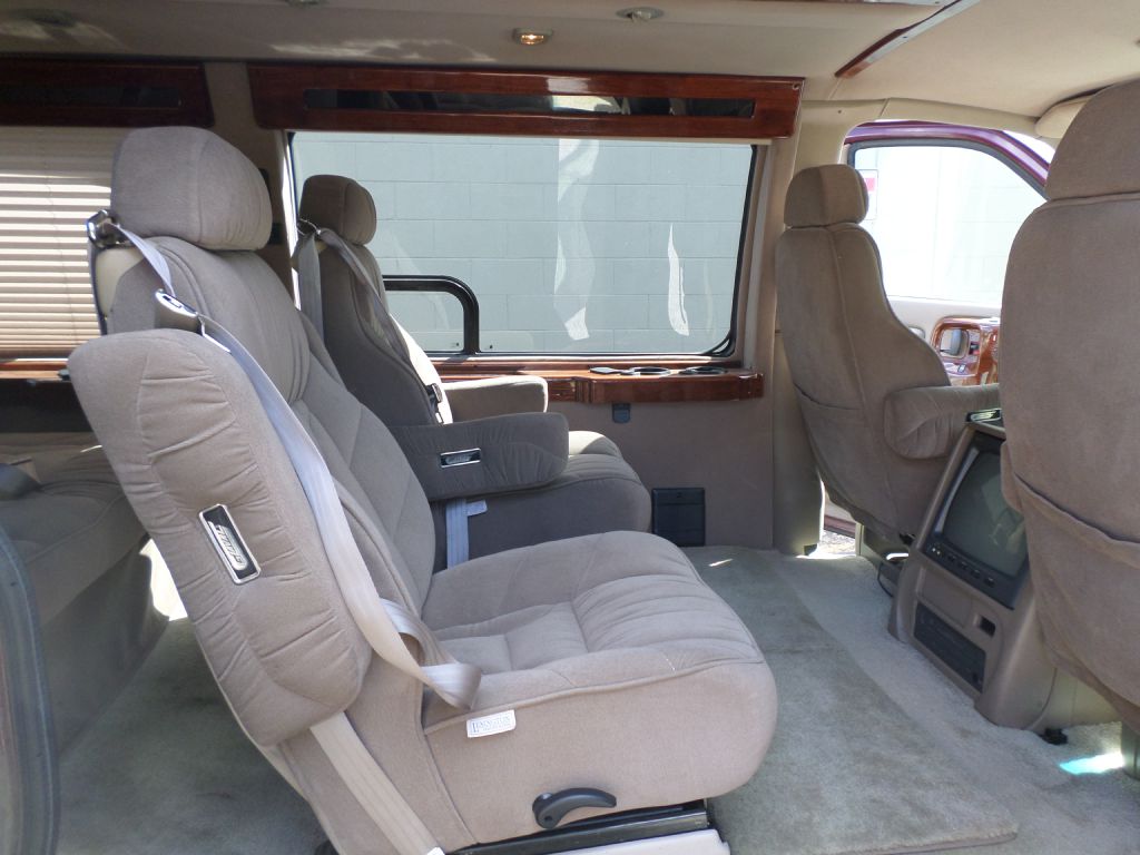 Photo 24 of this CHEVROLET EXPRESS G1500
