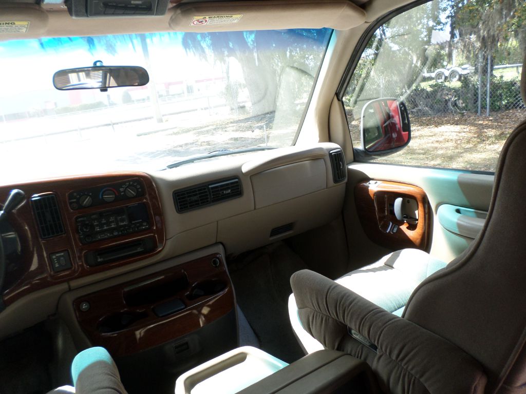 Photo 48 of this CHEVROLET EXPRESS G1500