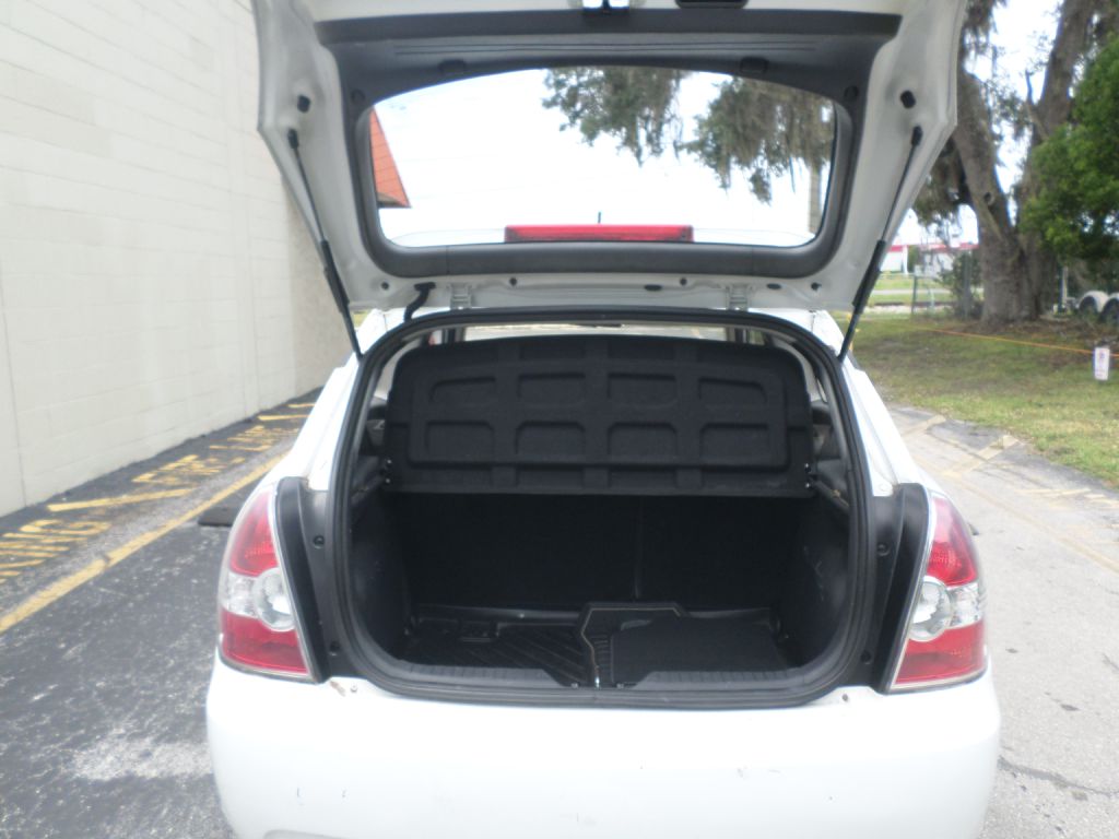Photo 8 of this HYUNDAI ACCENT