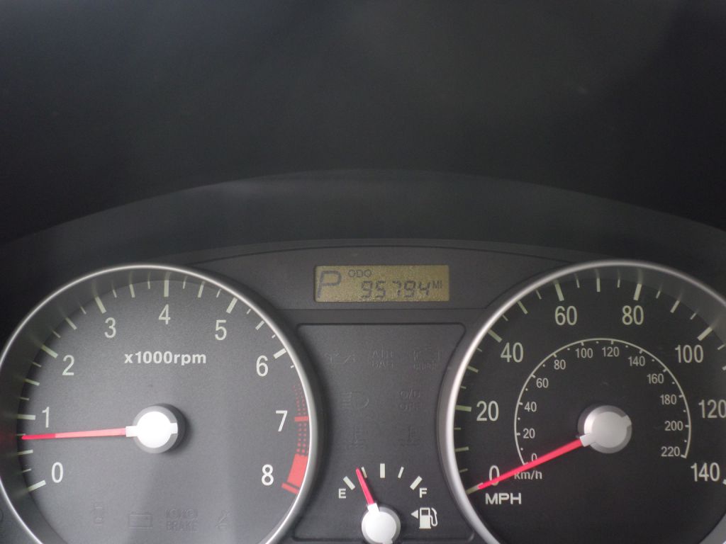 Photo 21 of this HYUNDAI ACCENT