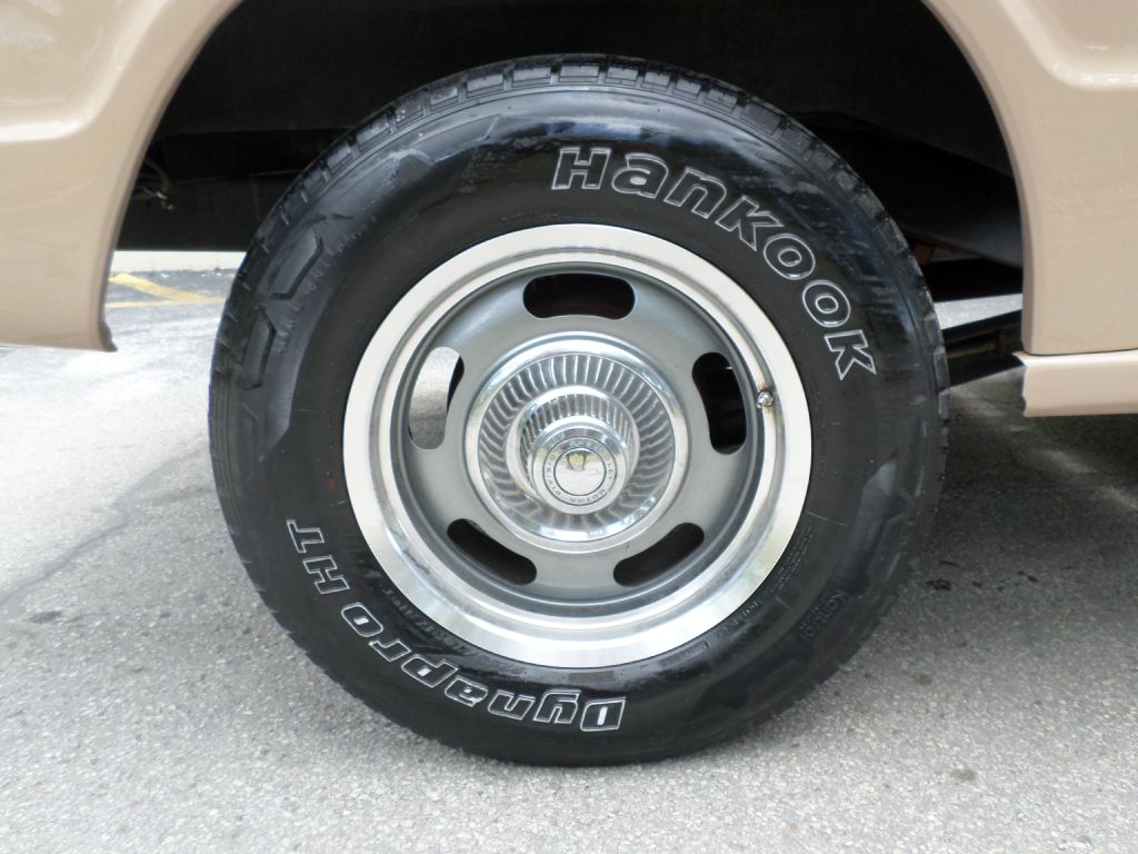 Photo 15 of this CHEVROLET C10