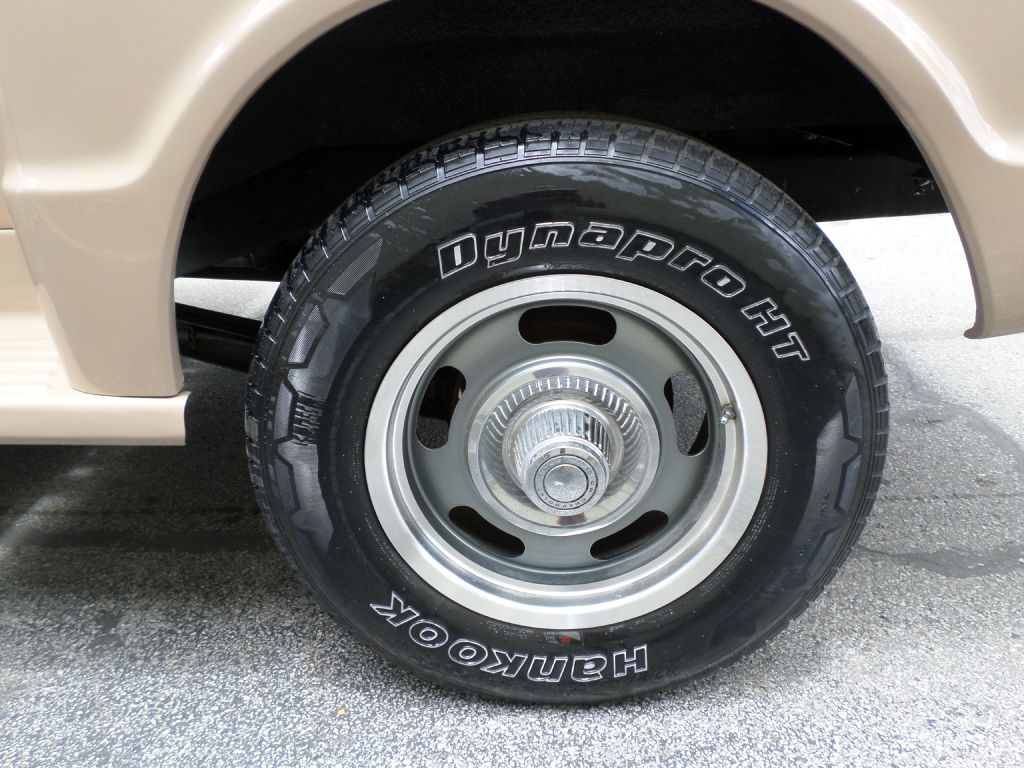 Photo 18 of this CHEVROLET C10
