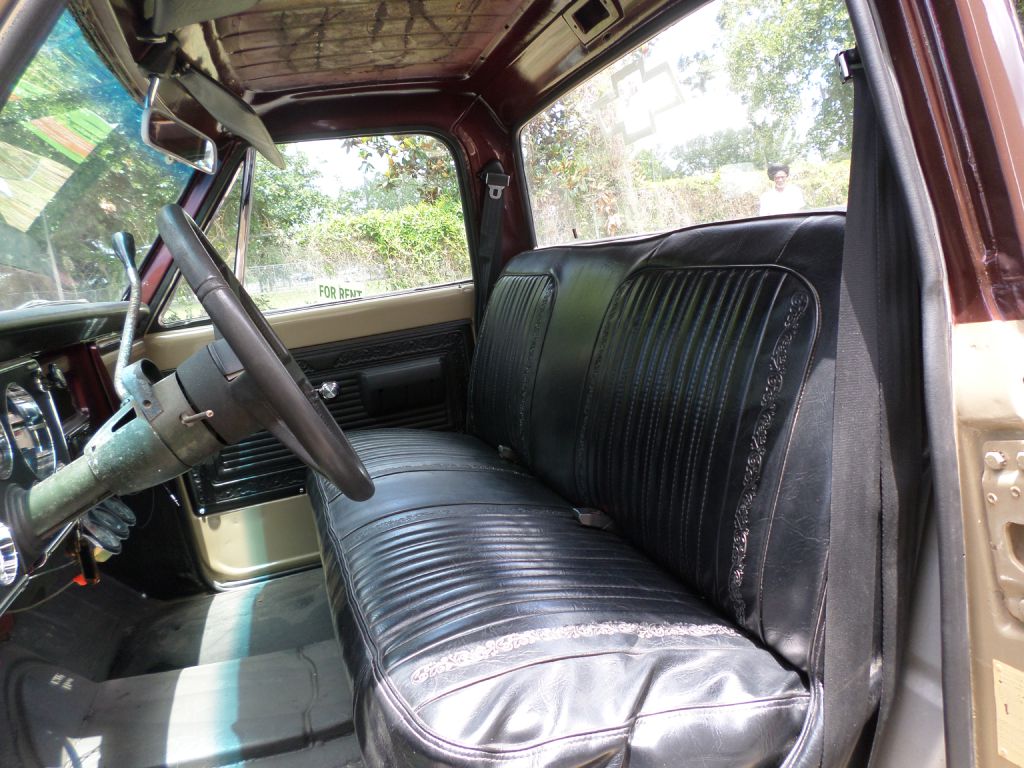 Photo 28 of this CHEVROLET C10
