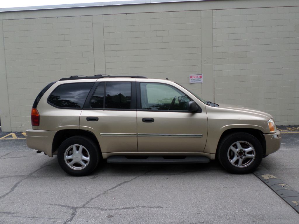 Photo 2 of this GMC ENVOY