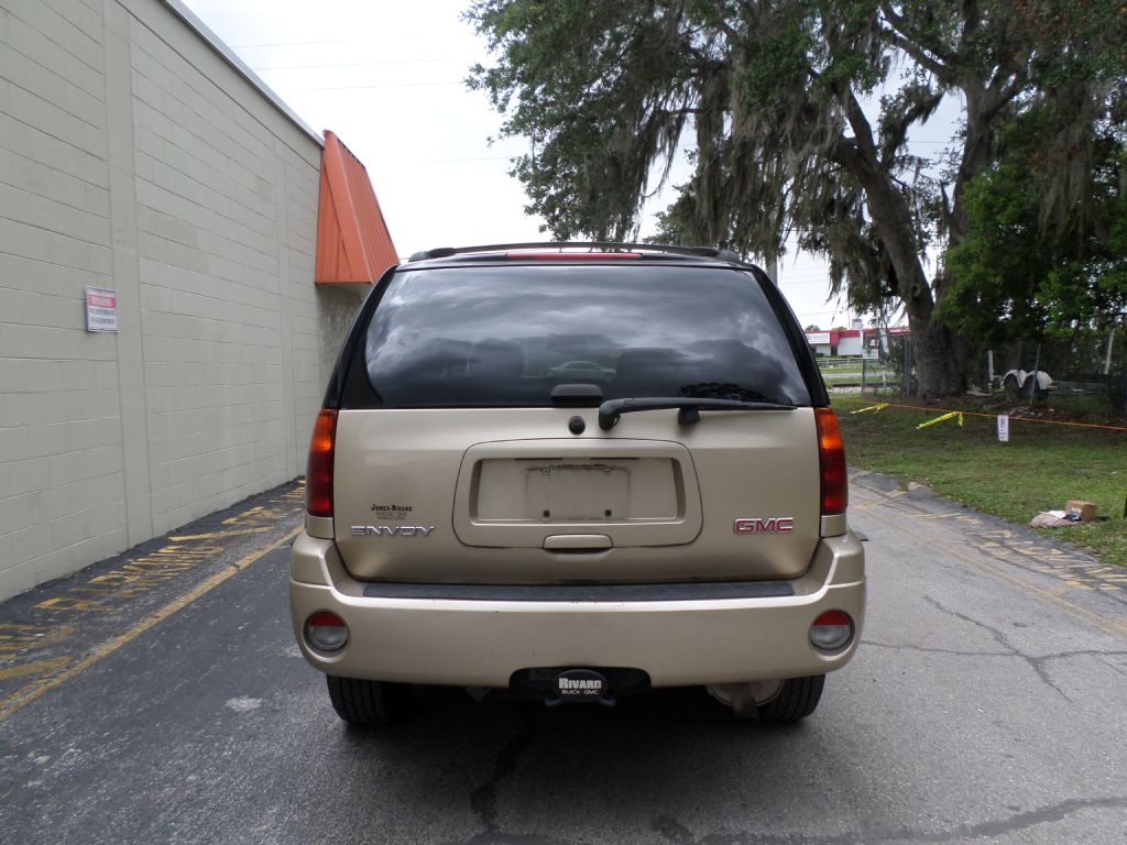 Photo 6 of this GMC ENVOY