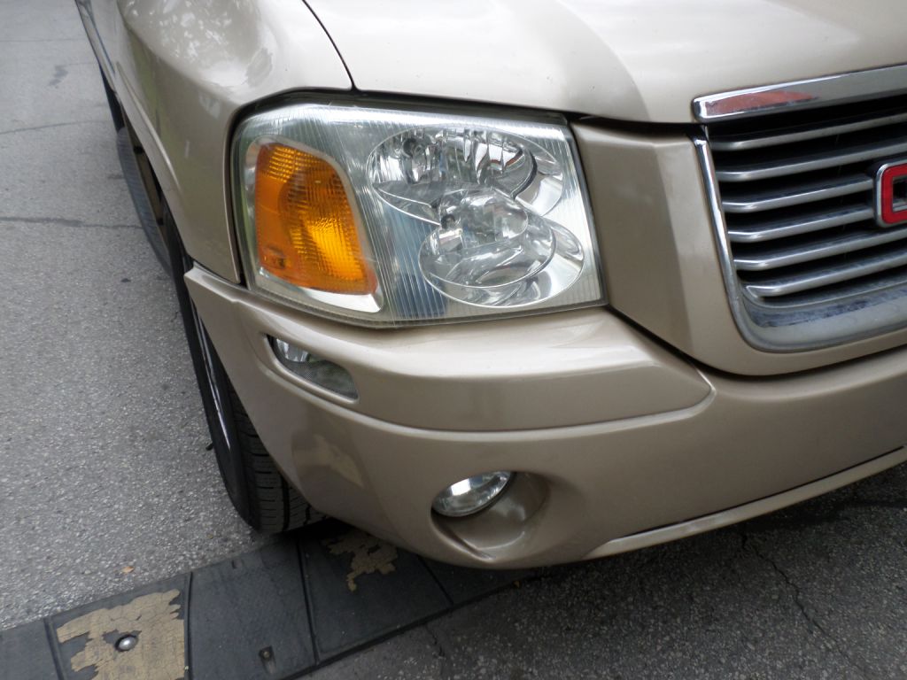 Photo 17 of this GMC ENVOY
