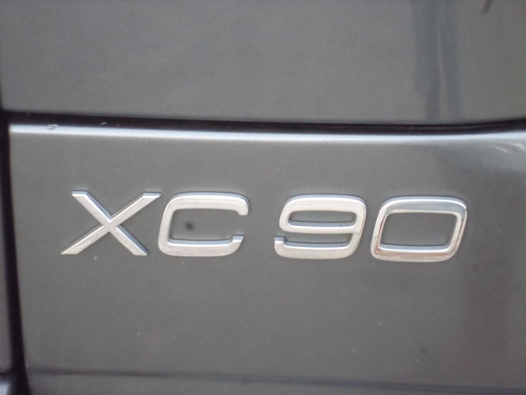 Photo 20 of this VOLVO XC90