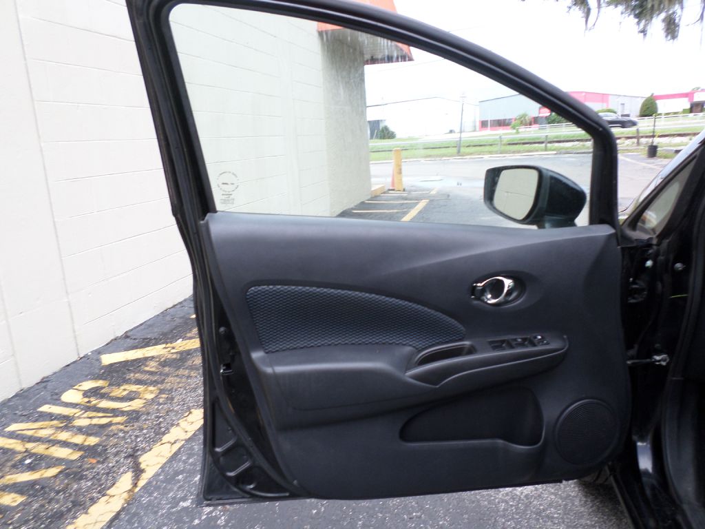 Photo 8 of this NISSAN VERSA NOTE