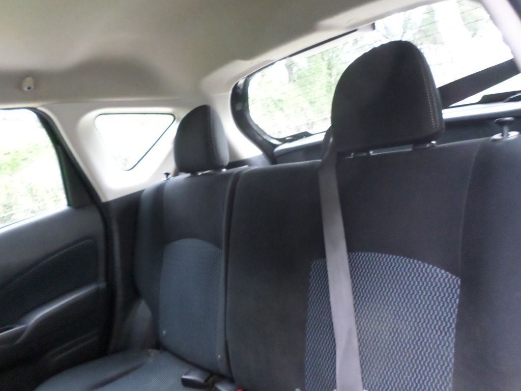 Photo 9 of this NISSAN VERSA NOTE