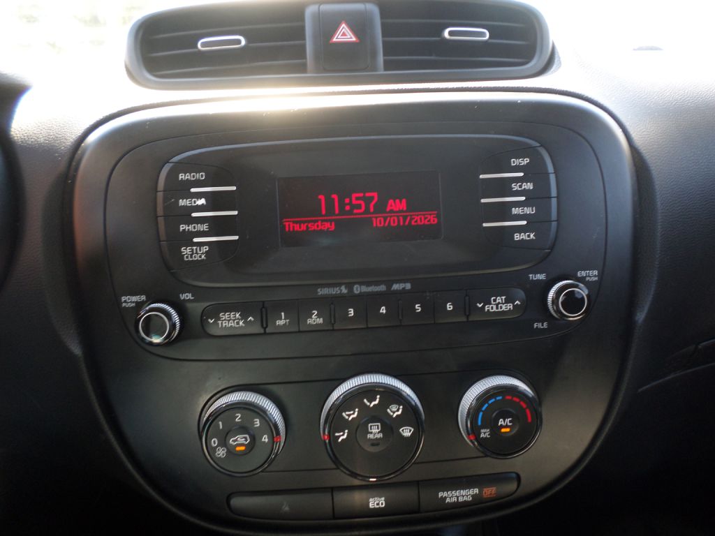 Photo 24 of this KIA SOUL