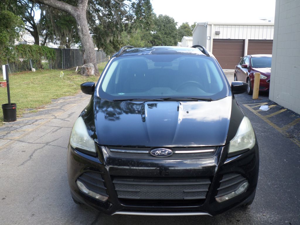Photo 3 of this FORD ESCAPE