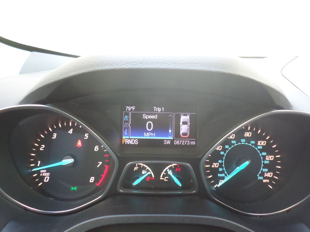 Photo 23 of this FORD ESCAPE