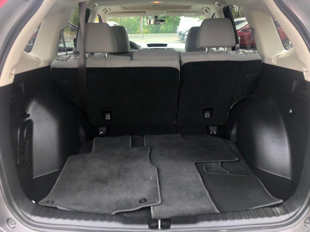 Photo 22 of this HONDA CR-V