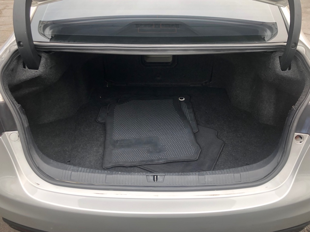 Photo 23 of this TOYOTA AVALON