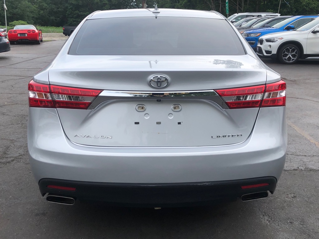 Photo 5 of this TOYOTA AVALON