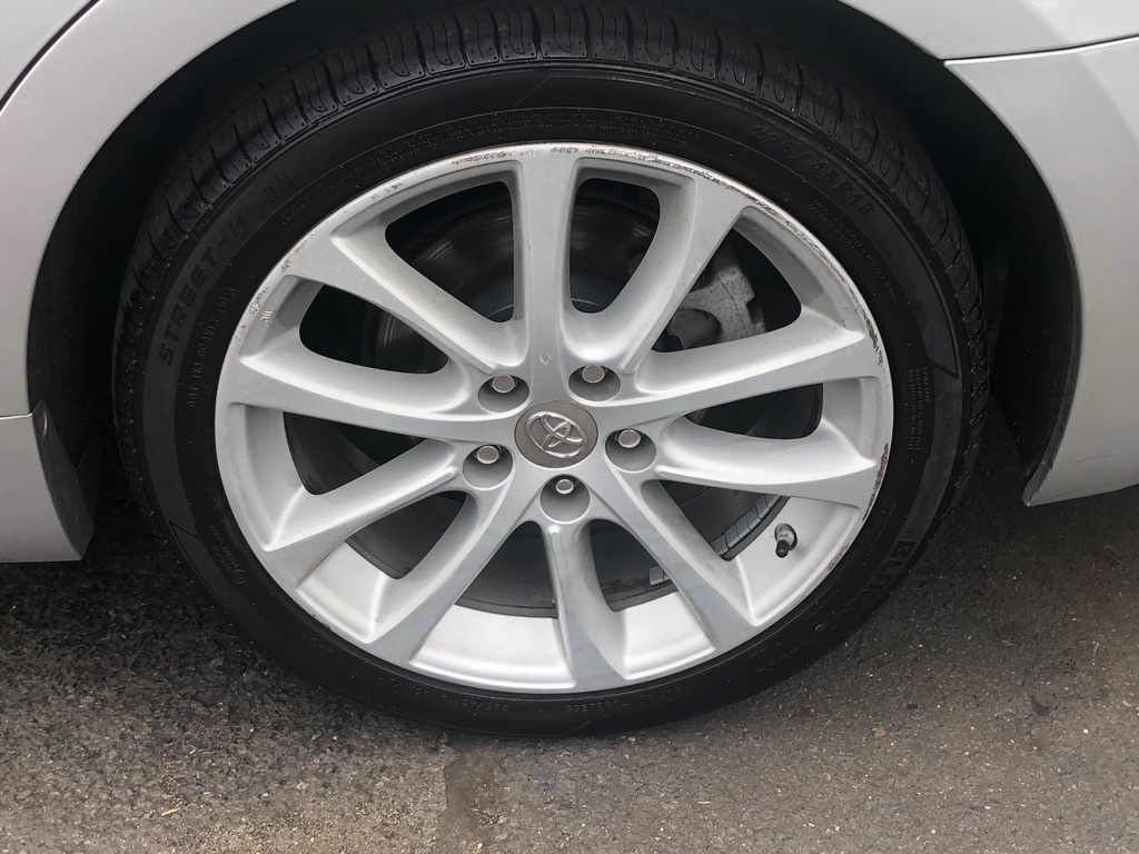 Photo 12 of this TOYOTA AVALON
